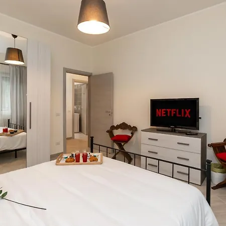 Apartment Near S.giovanni/metro C ***** Big New Rome