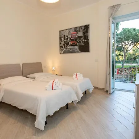 Appartement Near S.giovanni/metro C ***** Big New