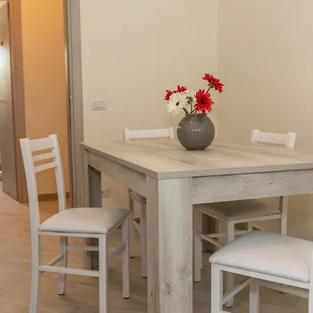 Apartment Near S.giovanni/metro C ***** Big New Rome